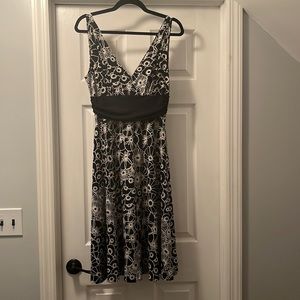 Black and white floral color midi dress
